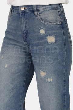 Jean Mom con roturas en internet