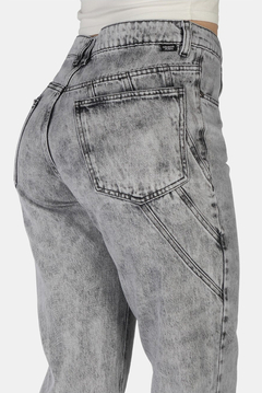 Jean mom gris - Malena moda femenina