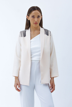 Blazer con cadenita