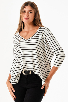 Remera V rayada - Malena moda femenina