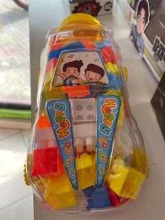 ROMANO AUTO CON BLOQUES CHICOS
