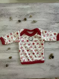 Aggu- Remera/ Batita entera en internet