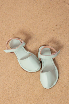 Avarca Velcro - Verde Candy - comprar online