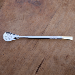 compre-bomba-de-chimarrao-minimalista-com-bocal-banhado-a-ouro