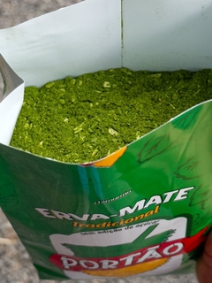 Erva-Mate Portão 500g Tradicional Vácuo - Sabor Autêntico do Chimarrão Gaúcho - comprar online
