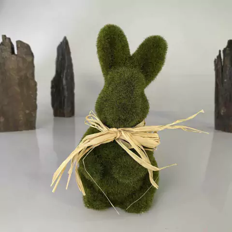Coelho em Pé Pequeno de Musgo Verde 20 cm
