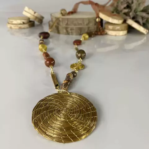 Colar de Capim Dourado Marrom - comprar online