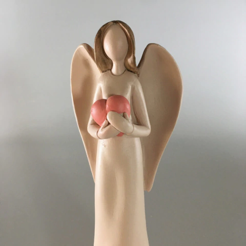 Anjo com Coração 20 cm