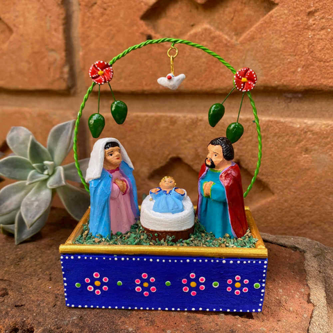 mini-sagrada-familia-artesanal