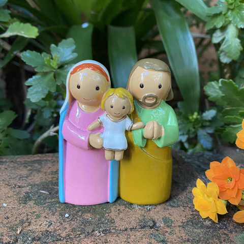 Sagrada Família Infantil de Resina Colorida