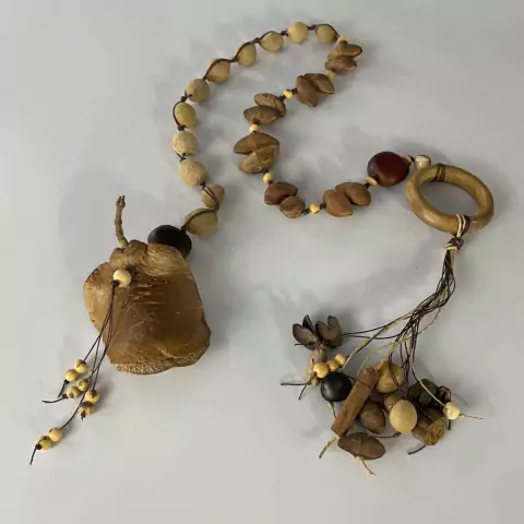 Colar de Mesa Rústico com Sementes 110 cm