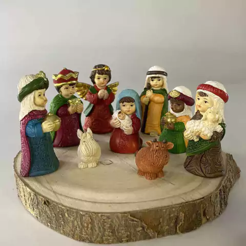 Presépio em Resina Colorido 8 cm
