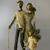 escultura-de-casal-com-filho-e-pet