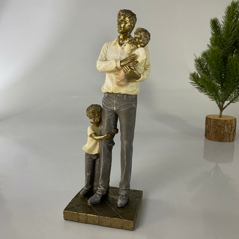 escultura-de-pai-e-filhos