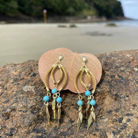 Brinco Capim Dourado e Turquesa