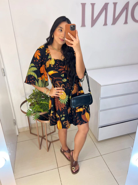 VESTIDO THAIS - FUNDO PRETO - comprar online