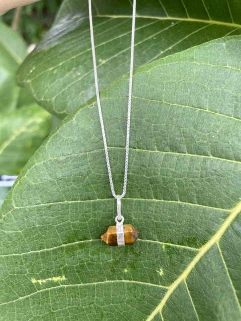 mini pingente olho de tigre