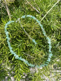 Choker mini cascalho quartzo-verde