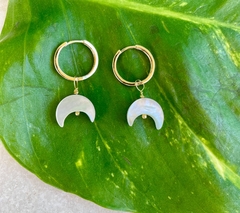 Argola lua madrepérola