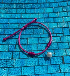 Pulseira pérola fio de seda