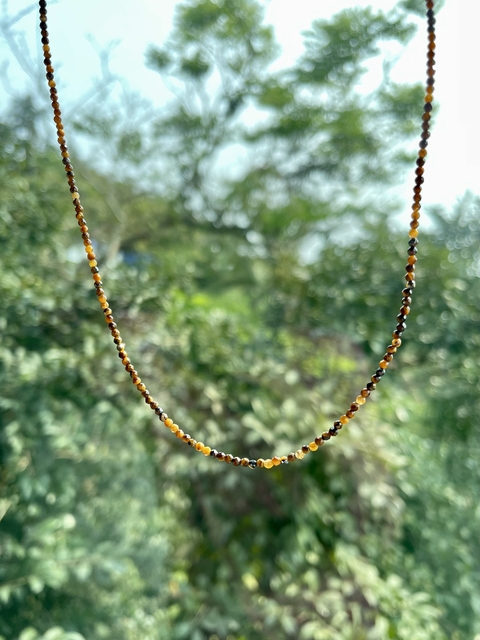 Colar / choker Olho de tigre -2 mm