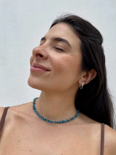 Choker mini cascalho Apatita - comprar online