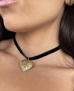 Choker veludo coração - relicário ( 2 tamanhos )