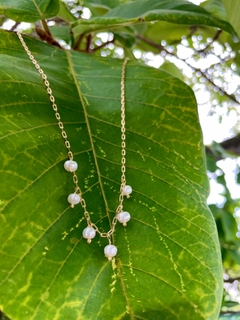 colar elos com pérolas