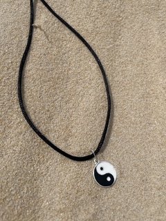 pingente yin- yang