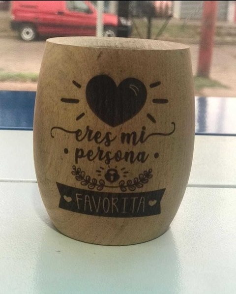 MATES DE MADERA GRABADOS