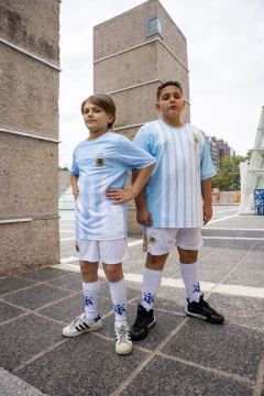 Short entrenamiento AFA niño en internet