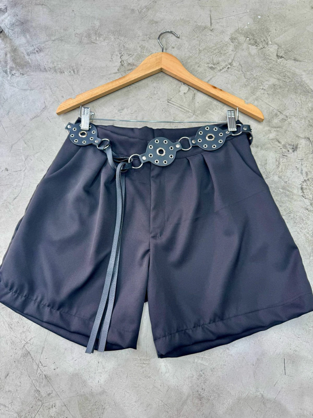 SHORT ANGOLA