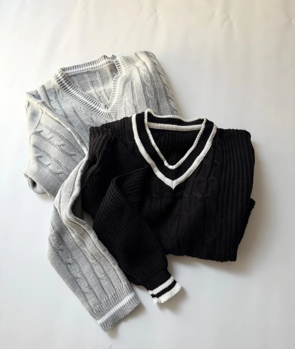 SWETER UNIVERSITARIO