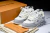 Louis Vuitton Grey Skate en internet