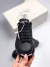 ALEXANDER MCQUEEN BLACK/WHITE en internet