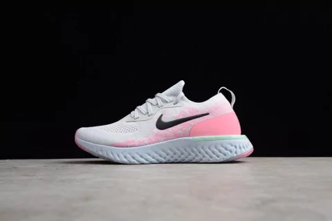 Nike Epic React FLYKNIT
