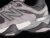 New Balance 9060 Gris/Negro/Metalizado en internet