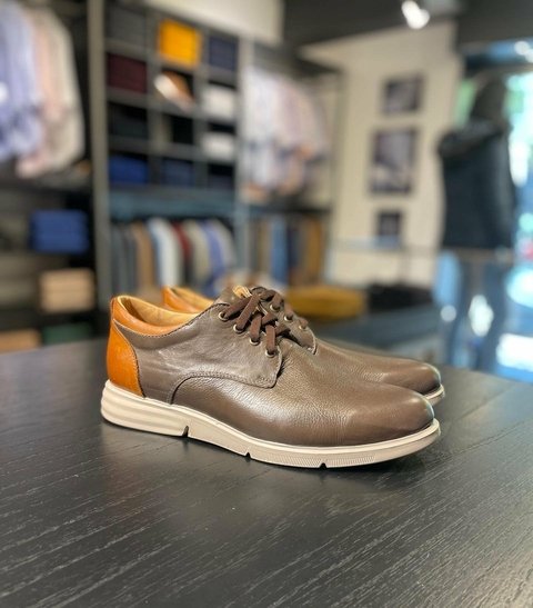 Zapatilla GREY Marrón