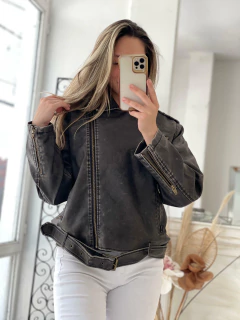 Campera de ecocuero desgastada - Maria Cruz