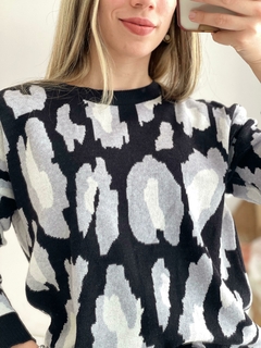 Sweater de bremer doble hilado animal print - Maria Cruz