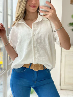 CAMISA SIMIL BORDADO