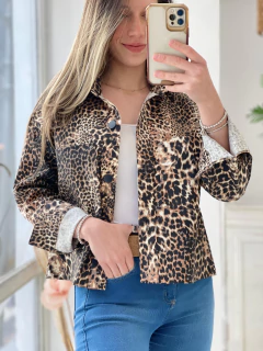 CAMPERA ANIMAL PRINT LARGA - comprar online