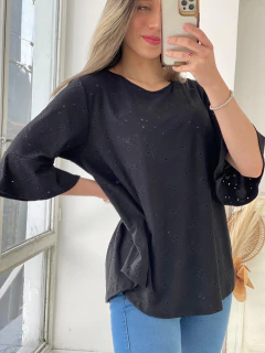 BLUSA DE BRODERIE ELASTIZADO CON VOLADO EN MANGAS en internet