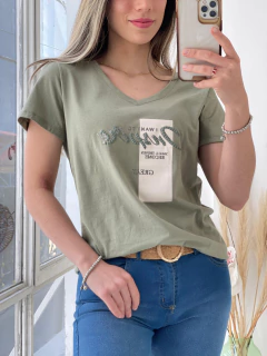 REMERA DE ALGODON CON ESTAMPADO - Maria Cruz