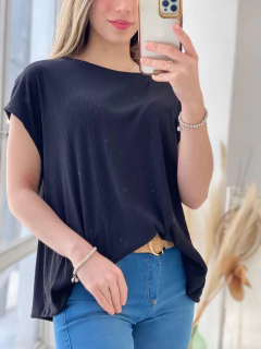 REMERA ELASTIZADA MANGA JAPONESA PUNTO MULBERRY - Maria Cruz