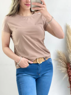 REMERA DE ALGODON Y LYCRA CUELLO REDONDO - tienda online