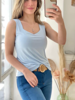 MUSCULOSA ESCOTE CORAZON - Maria Cruz