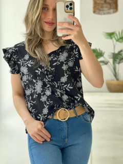Imagen de BLUSA ESTAMPADA CON BOTONES