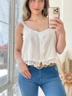 MUSCULOSA CON PUNTILLA - tienda online