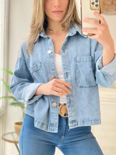 CAMPERA DE JEANS TIPO CAMISACO en internet